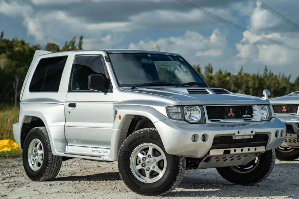 mitsubishi pajero evolution