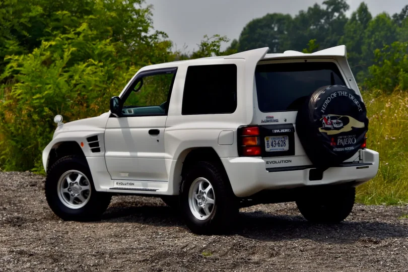 mitsubishi pajero evolution